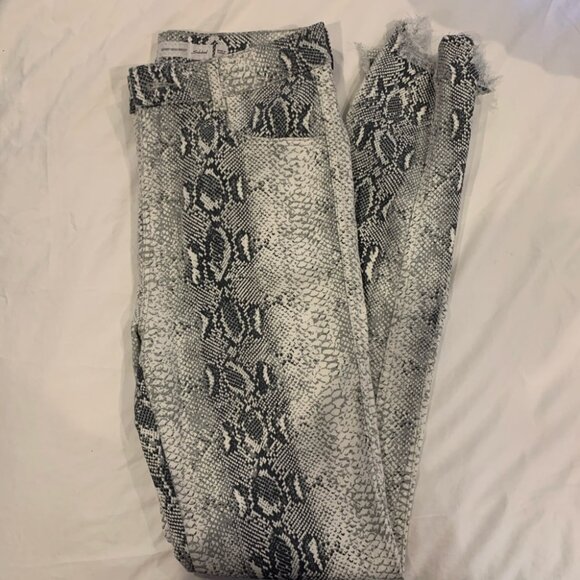 Subdued Snake Print Skinny Jeans - Picture 6 of 7